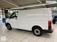 Gebraucht VW Transporter 102 PS (75 kW) 2019 Weiß Van