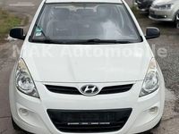 Gebraucht Hyundai i20 Classic 86 PS (63 kW) 2012 Weiß Kleinwagen