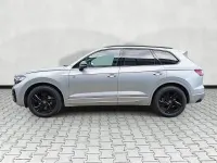 Neu VW Touareg R-line 286 PS (210 kW) 2026 Oyster silver metallic SUV