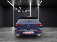 Gebraucht VW Golf VIII Active 150 PS (110 kW) 2023 Atlantic blue metallic Limousine