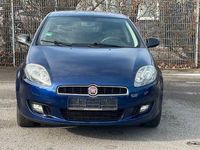 Gebraucht Fiat Bravo Lounge 120 PS (88 kW) 2013 Blau Kleinwagen