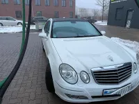 Używany Mercedes E320 Avantgarde 224 KM (164 kW) 2008 Sedan/Limuzyna