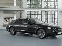 Gebraucht Mercedes E220 AMG 197 PS (144 kW) 2025 Schwarz Limousine