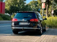 Gebraucht VW Passat Highline 140 PS (102 kW) 2012 Schwarz Kombi