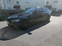 Gebraucht BMW 320 184 PS (135 kW) 2010 Schwarz Kombi