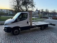 Gebraucht Iveco Daily 145 PS (106 kW) 2015 Weiß Limousine