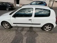 Gebraucht Renault Clio 98 PS (72 kW) 2004 Weiß Kleinwagen
