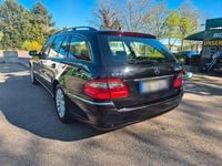 Używany Mercedes E220 Elegance 170 KM (125 kW) 2008 Czarny Kombi