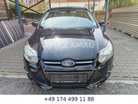 Gebraucht Ford Focus Champions Edition 101 PS (74 kW) 2013 Schwarz Kombi