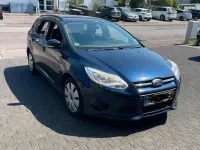 Gebraucht Ford Focus 115 PS (84 kW) 2012 Blau Kombi