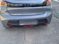 Gebraucht Peugeot 208 75 PS (55 kW) 2024 Grau Kleinwagen