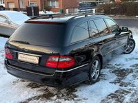 Gebraucht Mercedes E320 Elegance 224 PS (164 kW) 2006 Obsidianschwarz  metalliclack Kombi