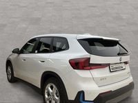 Gebraucht BMW iX1 Performance 200 kW (272 PS) 2023 Weiß SUV