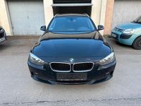 Gebraucht BMW 318 143 PS (105 kW) 2013 Schwarz Limousine