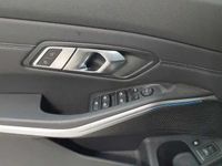 Używany BMW 330e Advantage 252 KM (185 kW) 2022 Czarny Kombi
