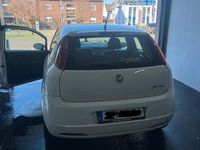 Gebraucht Fiat Punto 75 PS (55 kW) 2009 Weiß Kleinwagen