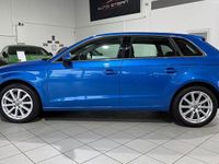 Gebraucht Audi A3 Design 190 PS (139 kW) 2018 Blau Limousine