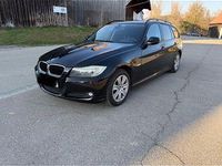 Gebraucht BMW 318 143 PS (105 kW) 2009 Schwarz Kombi