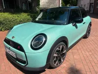 Używany Mini Cooper S 204 KM (150 kW) 2025 Zielony Hatchback