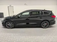 Gebraucht Ford Focus ST 280 PS (205 kW) 2019 Schwarz (iridiumschwarzmet.) Kombi