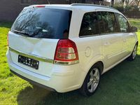 Gebraucht Opel Zafira 110 PS (80 kW) 2012 Weiß Van / Kleinbus