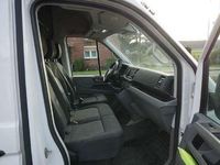 Gebraucht VW Crafter Trendline 177 PS (130 kW) 2020 Candyweiß Van