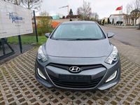 gebraucht Hyundai i30 1.6 FiFa Edition/ Klima/ 1-Hand/ Navi/ Kamera