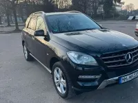 Gebraucht Mercedes ML250 204 PS (150 kW) 2012 Schwarz SUV