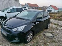 Gebraucht Hyundai i10 67 PS (49 kW) 2016 Schwarz Kleinwagen