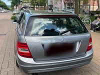 Gebraucht Mercedes C200 2011 Grau Kombi