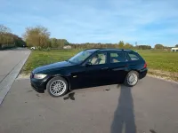 Second-hand BMW 318 122 CP (89 kW) 2006 Negru Break