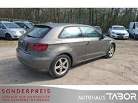 Gebraucht Audi A3 Attraction 105 PS (77 kW) 2013 Grau Limousine