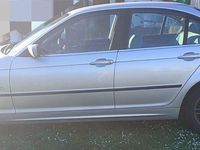Gebraucht BMW 320 150 PS (110 kW) 2001 Grau Limousine