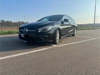 Gebraucht Mercedes CLA180 Urban 120 PS (88 kW) 2016 Schwarz Limousine