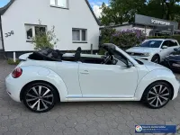 Gebraucht VW Beetle Cabriolet Design 105 PS (77 kW) 2018 Pure white Cabrio