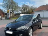 Gebraucht VW Golf VI 105 PS (77 kW) 2011 Schwarz Kleinwagen
