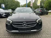 Gebraucht Mercedes E220 Avantgarde 200 PS (147 kW) 2022 Schwarz Limousine