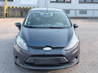 Gebraucht Ford Fiesta 90 PS (66 kW) 2010 Silber Kleinwagen