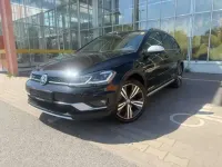 Gebraucht VW Golf Alltrack 184 PS (135 kW) 2018 Deep black perleffekt Kombi