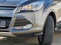 Gebraucht Ford Kuga Titanium 150 PS (110 kW) 2016 Grau SUV