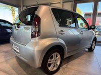 Gebraucht Daihatsu Sirion 91 PS (66 kW) 2009 Weiß Kleinwagen