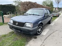 Gebraucht Opel Ascona 75 PS (55 kW) 1988 Blau Limousine