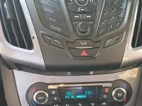 Używany Ford Focus Titanium 140 KM (102 kW) 2013 Czerwony Kombi