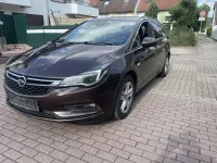 Gebraucht Opel Astra Dynamic 136 PS (100 kW) 2017 Kokosnuss braun (m2) Kombi