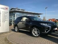 Gebraucht Mitsubishi Outlander P-HEV Top 121 PS (88 kW) 2017 Andere farbe SUV
