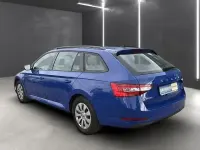Gebraucht Skoda Superb 122 PS (89 kW) 2021 Blau Kombi