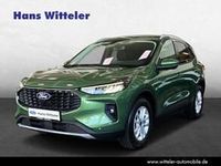 Gebraucht Ford Kuga Titanium 151 PS (111 kW) 2024 Bursting green SUV
