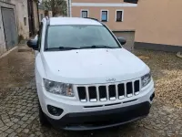 Gebraucht Jeep Compass 163 PS (119 kW) 2012 Weiß SUV