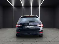Gebraucht Skoda Superb Style 150 PS (110 kW) 2017 Schwarzmagic perleffekt Kombi