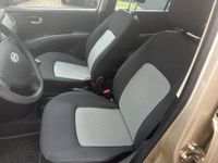 Gebraucht Hyundai i10 Classic 67 PS (49 kW) 2009 Gelb Kleinwagen
